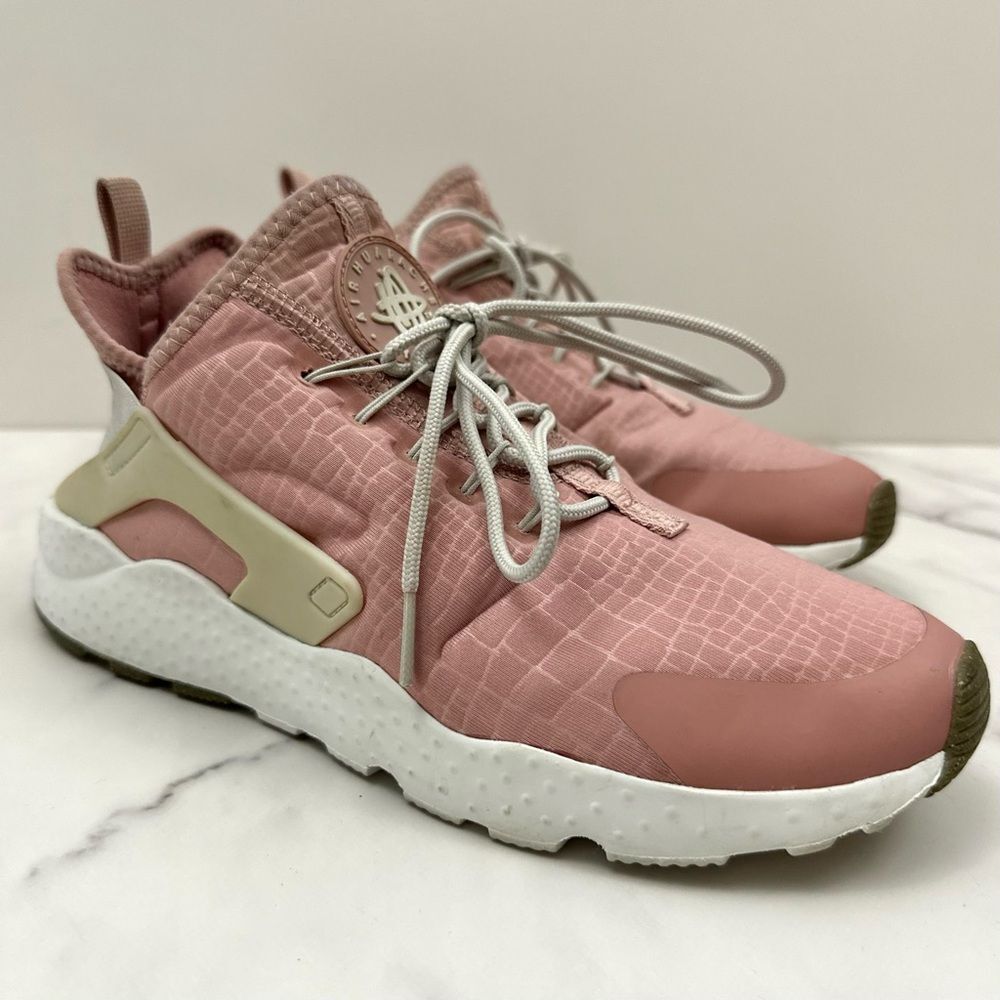 Nike Air Huarache Run Ultra Pink Lace-Up Sneakers Size 8.5 Gym Workout